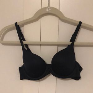 Aerie Sunnie Bra black 32A